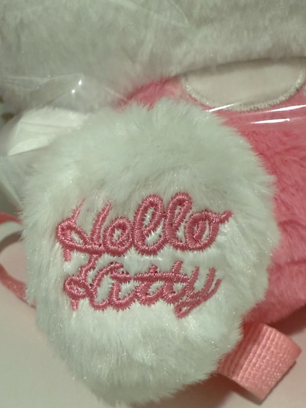 Hello Kitty Backpack - Picture 5 of 5